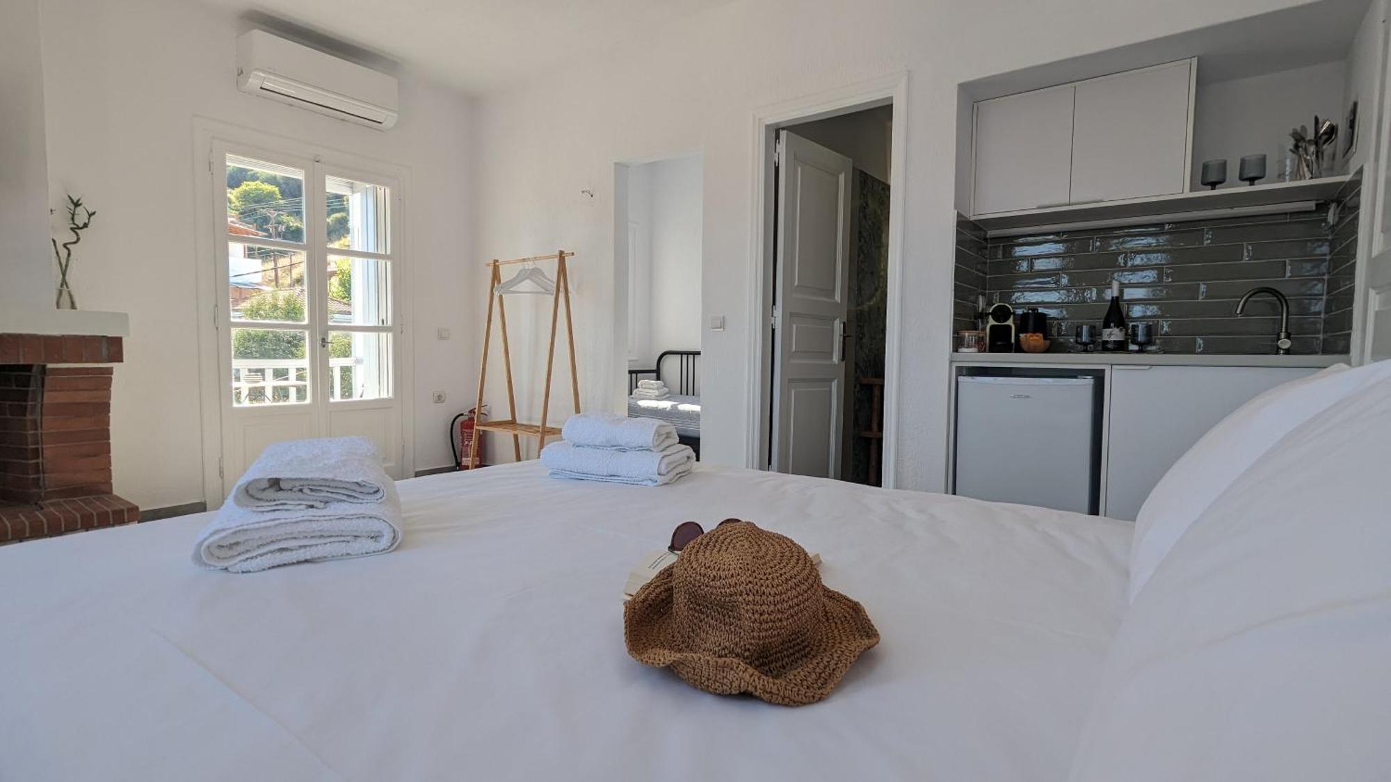 The Botanist Guesthouse スコペロス エクステリア 写真